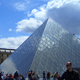 quadrat paris pyramide